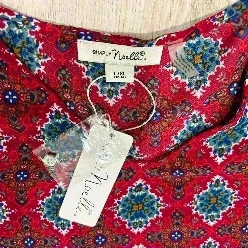 NWT Simply Noelle Women’s Boho Long Sleeve Tunic Top Red Pattern Size L/XL - Picture 2 of 8